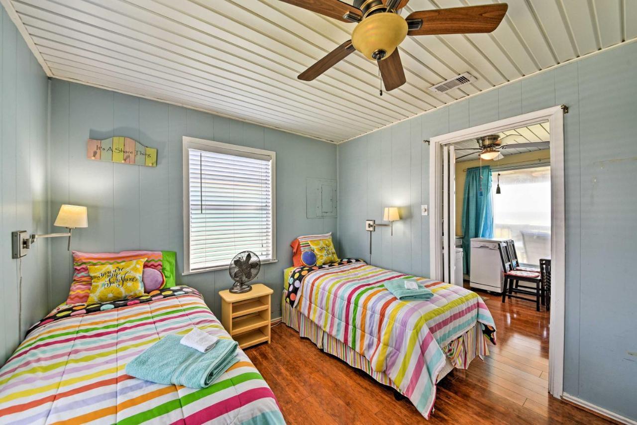 Galveston Beach House With Private Deck And Gulf Views Eksteriør billede