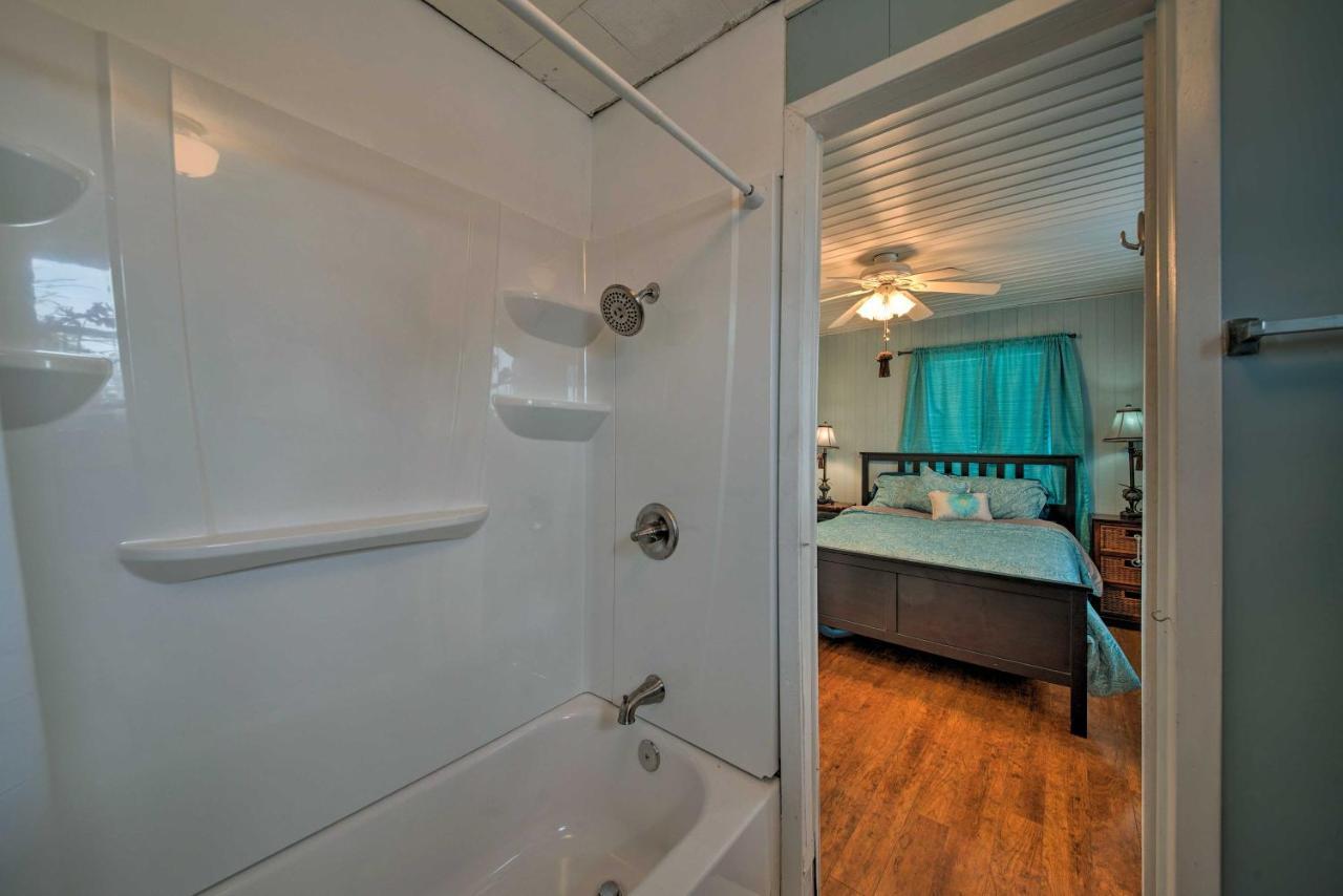 Galveston Beach House With Private Deck And Gulf Views Eksteriør billede
